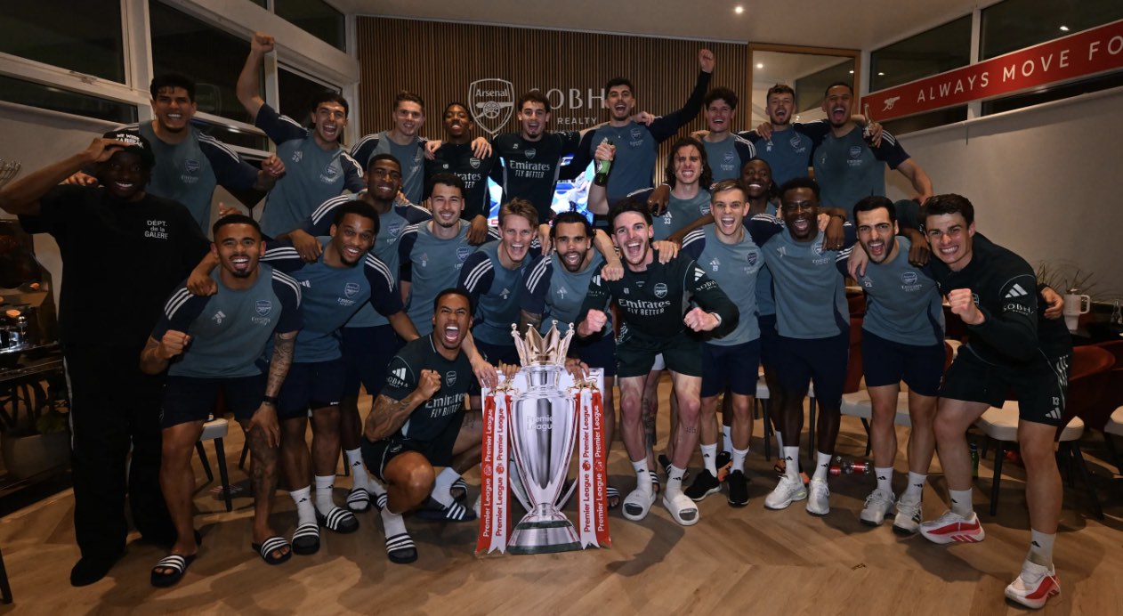 Man City flounder on the south coast, handing Premier League title to Arsenal